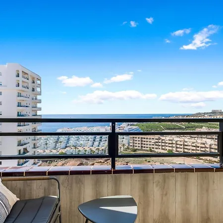 Апартаменты Atlantic Smart Home, Hi-end Services, Media Stream *